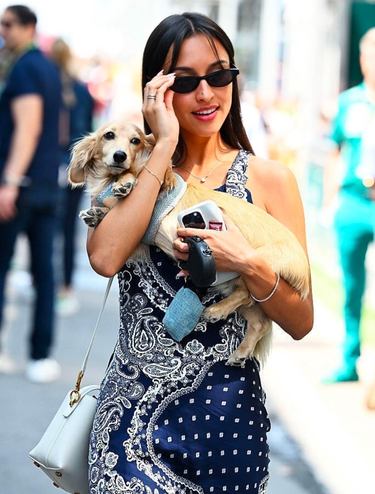MUSU ALEXANDRA SAINT MLEUX SCANI SECRET PAIRE DE LUNETTES DE SOLEIL NOIRES SUNGLASSES LUNETTES CAT EYE